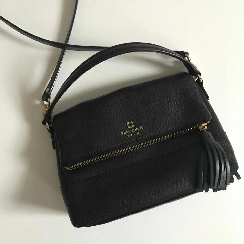 KATE SPADE Black Cobble Hill Flap Tassel Crossbody